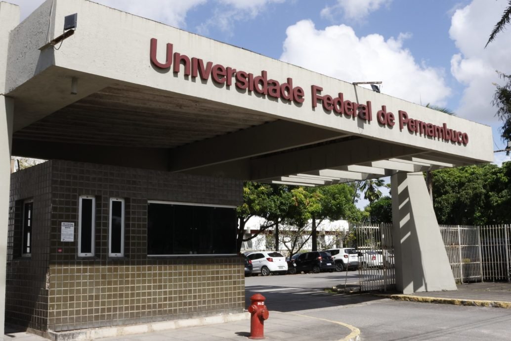 Universidade Federal de Pernambuco - UFPE